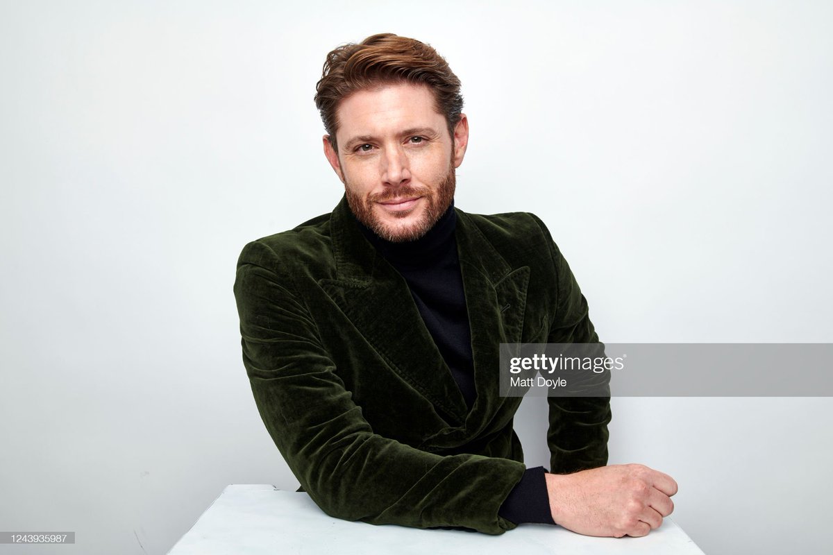 FangasmSPN's tweet photo. The Getty pics of @JensenAckles from NYCC are out so my timeline looks like this... (not complaining tho) https://t.co/DmfYBIZPog