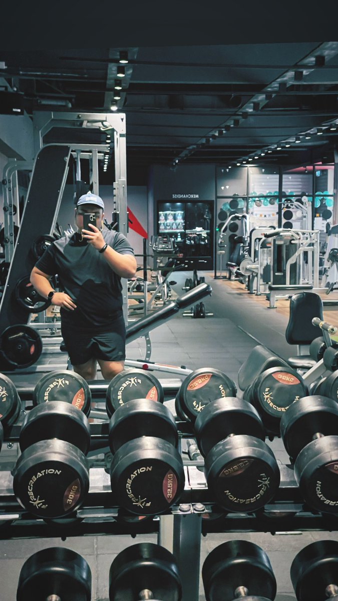 antonius_munan's tweet photo. Looking for gym partner😢 https://t.co/EKnBY59n0o