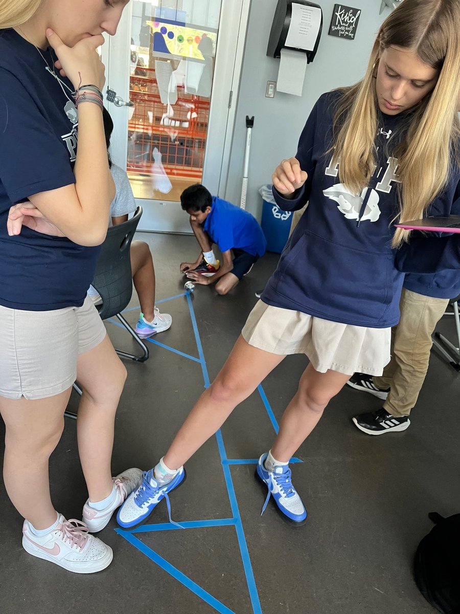 CSMSNewton's tweet photo. WE ARE A PROGRAMMING TEAM! 

Today the 8th grade students worked on completing an obstacle as a TEAM!!! Students are applying vocabulary and skills learned. It’s been an AWESOME day in CSMS
#thisisthefuture #kidswhocode https://t.co/mNHC0bx9rN