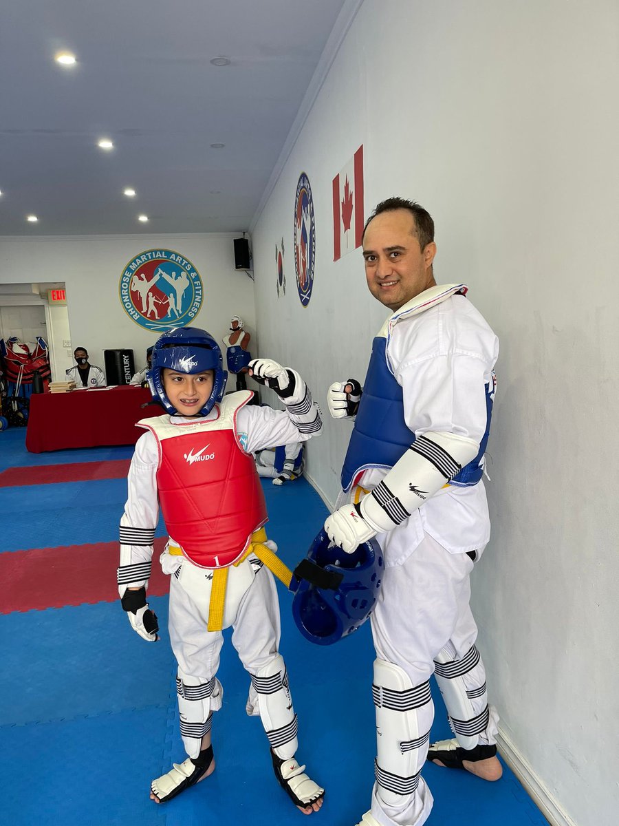sdineshaa's tweet photo. सीखने की कोई उम्र नहीं होती । There is no age limit to learn new. My school buddy in Toronto, Canada is learning Taekwondo (Tae Kwon Do) with his Son. He is yellow belt &amp; will be competing with children of same belt for next level. Keep rocking buddy. #Taekwondo #Friday https://t.co/OdSyahOabb