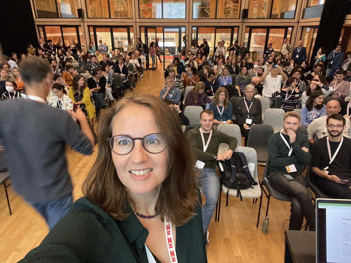 nicole de voogd tweet media