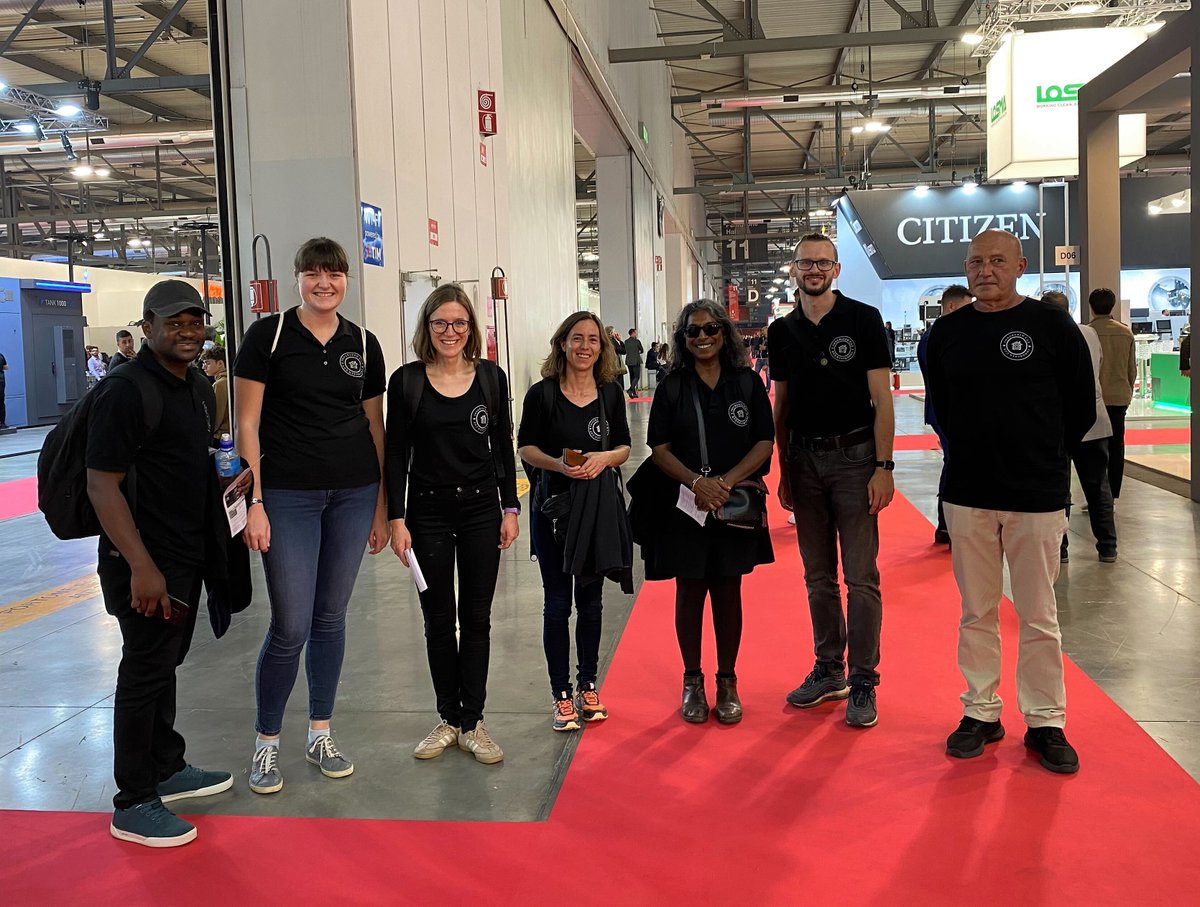InnoRenewCoE's tweet photo. #InnoRenew CoE employees with representatives from a few Slovenian companies and the Ministry of Economy attended the #Xylexpo fair in Milan. They are learning about the latest trends in #wood machining and seeing opportunities for innovation and technology development. https://t.co/LwpvXwVWq8