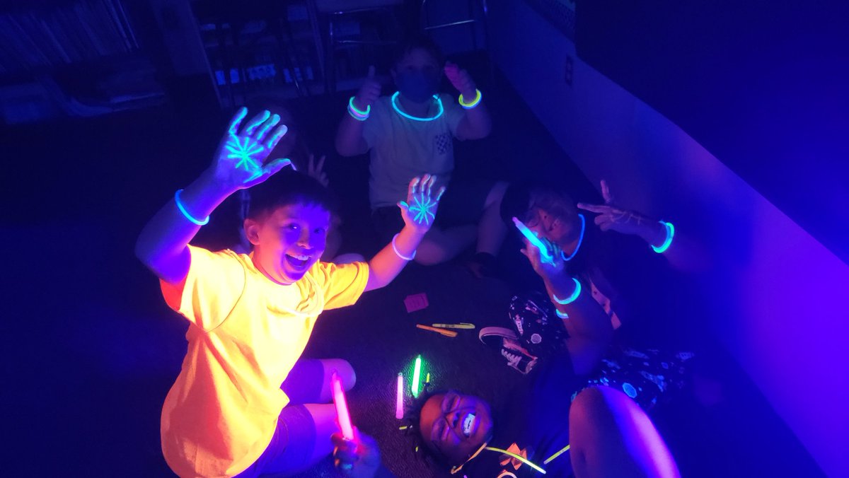 Weatherstone4th's tweet photo. Glow Day 2022! Students are having fun doing place value games in math... all while GLOWING! Best Day Ever! @WeatherstoneES https://t.co/ry35cCc0Mi