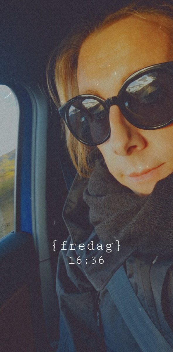 Emma78forlife's tweet photo. #fredagsselfie #roadtrip #tigerstaden #transogtrives #rekkeviddeangst https://t.co/UjgmmCZlGp