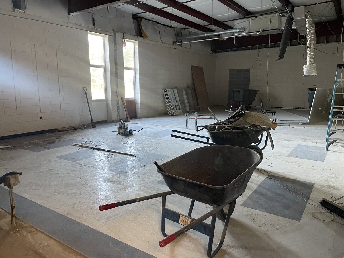 nighthawksftbl's tweet photo. Did we mention that we’re getting a conference room too? 😅

The construction begins!

#SOOOAAR // #NightHawksFootball https://t.co/fhwToWFeIu