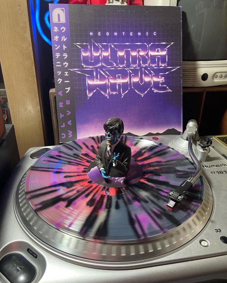 TimeSlaveRec's tweet photo. Itโs great to see the vinyl of @neontenic โs album ULTRAWAVE being put to good use ๐ huge thanks to โodzin3โ for these photos!
The vinyl may have sold out but cassette & minidisc are still available ๐ผ๐ฝ
https://t.co/F7HjX7obSO
#neontenic #ultrawave https://t.co/0Gh3wpZkyS