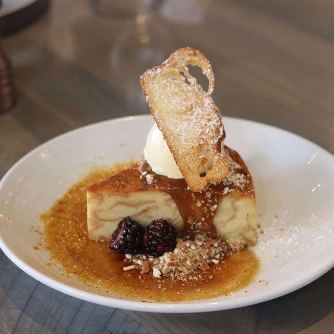 Willie_Gs's tweet photo. Don't mind us, we'll be over here celebrating #NationalDessertDay with one of our delicious desserts. https://t.co/yrnbzwtD6j