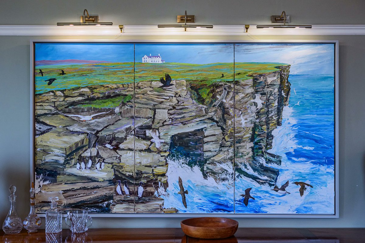 houseofthenort1's tweet photo. Art has been an important part of the life of many in the Dunnett family and the #houseofthenortherngate has many varied pictures. Alex Williams is a talented painter in the family and he has painted many beautiful scenes of Dunnet Head to decorate the house.
#dunnet #dunnethead https://t.co/jrRi3Tdt8n