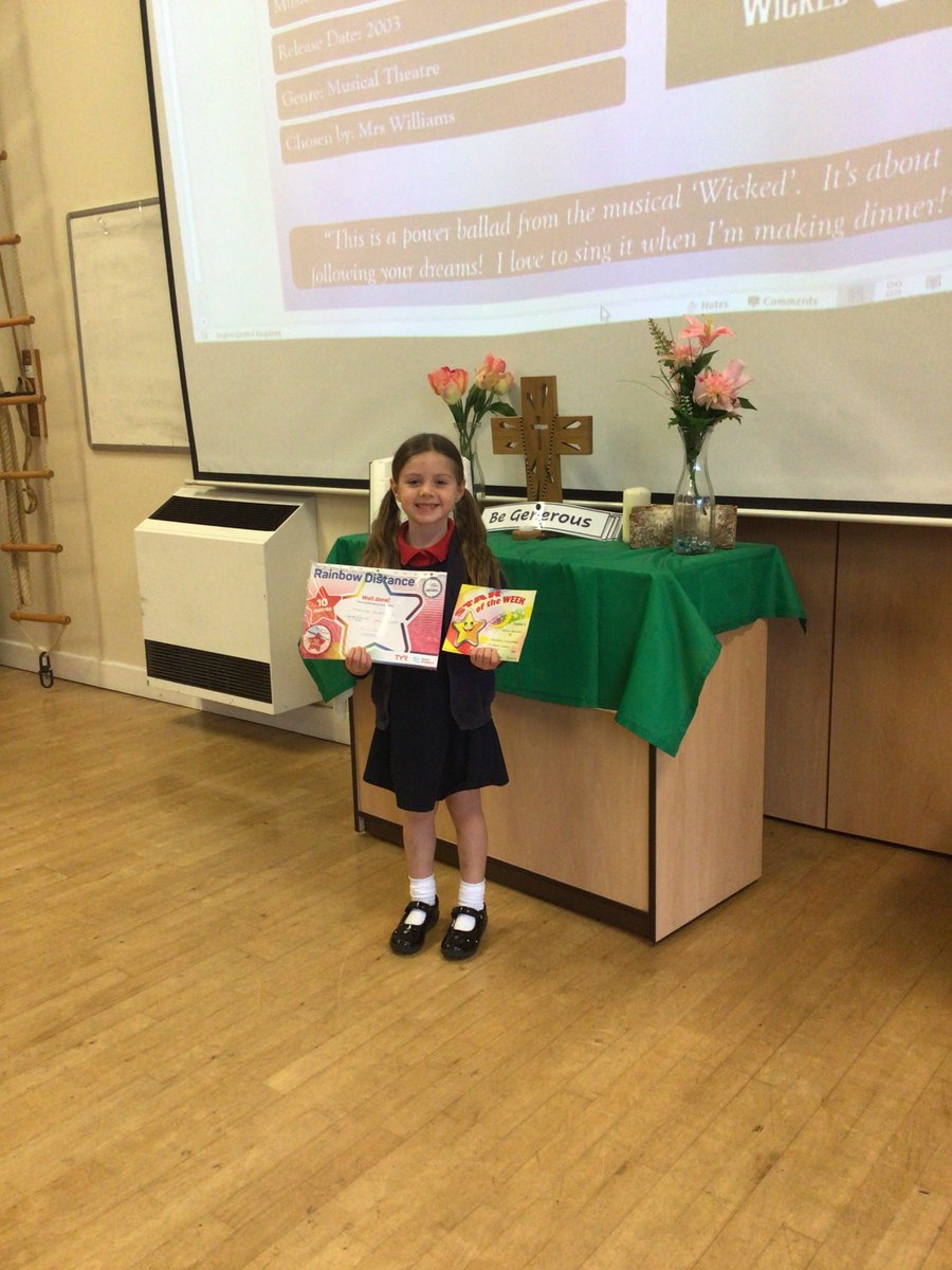 BartonSmsa's tweet photo. Stars everywhere! We are very proud of our winners which includes sports awards outside school ☺️😁 @LancsAssessment @LancsPE @lancrcedserv https://t.co/oBindWsxy6