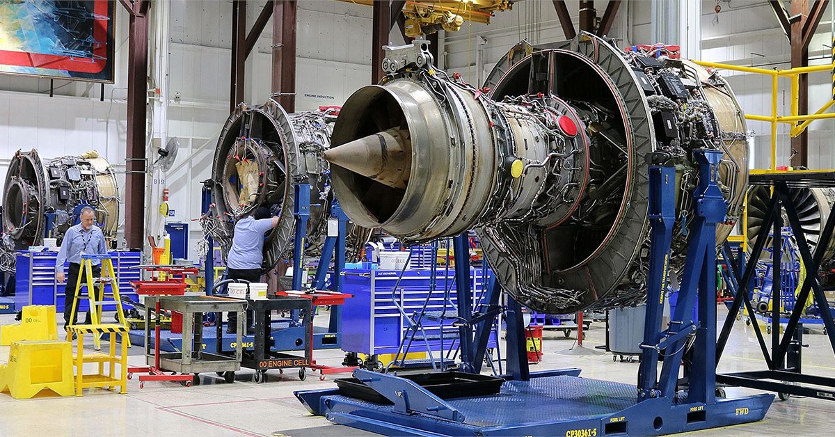 StandardAero's tweet photo. 📢 🎉 StandardAero’s San Antonio facility recently celebrated the delivery of its #milestone 100th Rolls-Royce #RB211-535 #turbofan #engine, less than two years after attaining full #MRO capability! https://t.co/v4baptn6SZ
#AircraftMRO #EngineMRO #Boeing757 #RollsRoyce https://t.co/BuMC8041Oa
