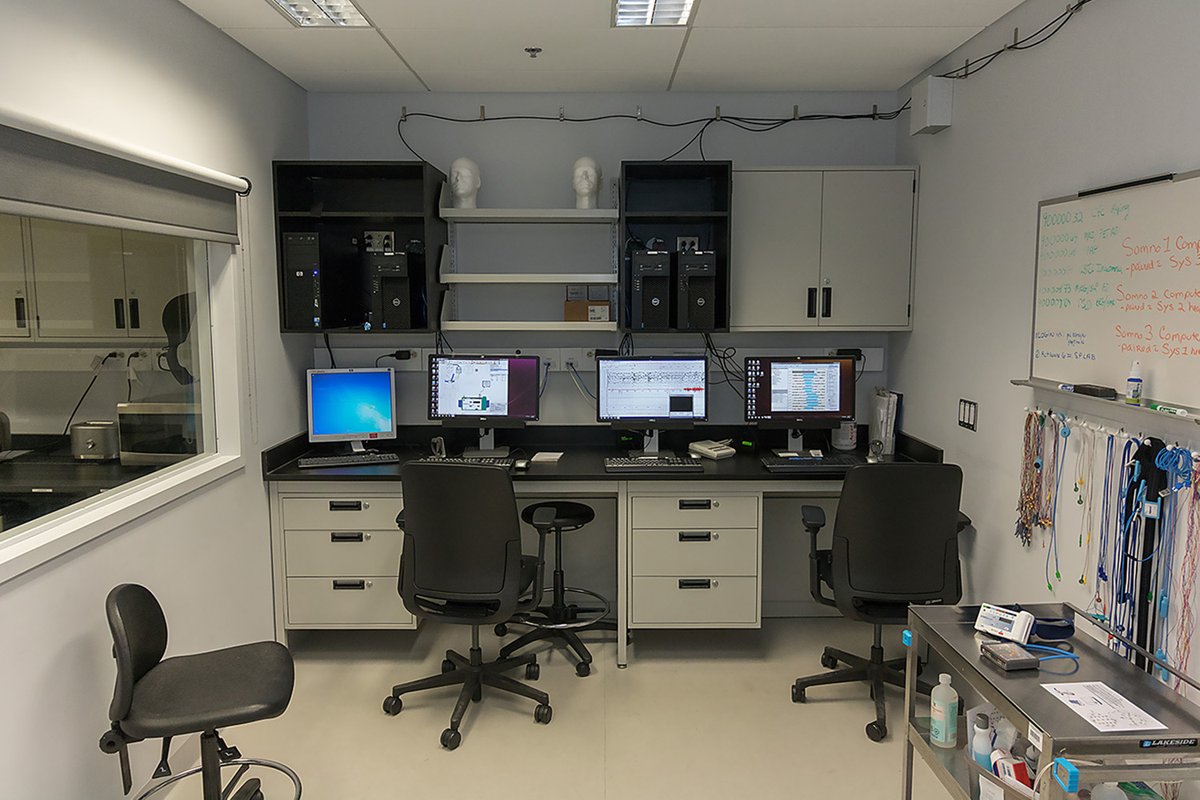 InnovationNAV's tweet photo. #LaboVendredi

La recherche sur le #sommeil contribue aux secteurs de l’éducation, des soins de santé, des produits pharmaceutiques, etc.

Vous cherchez un laboratoire spécialisé dans ce domaine? N’en perdez plus le sommeil! Contactez le @CentrePerform:
👉 https://t.co/Jd3qWXgOVq https://t.co/7UsN3aDFzs