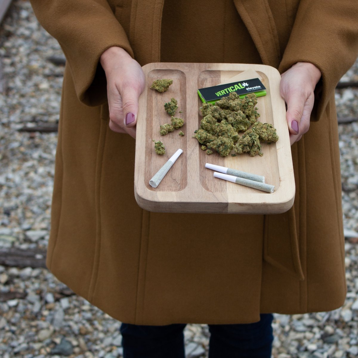 Roll into the weekend with your favourite Vertical cultivar.

#VerticalCannabis #whatsyourfavouritecultivar #rollintotheweekend #elevateyourexperience