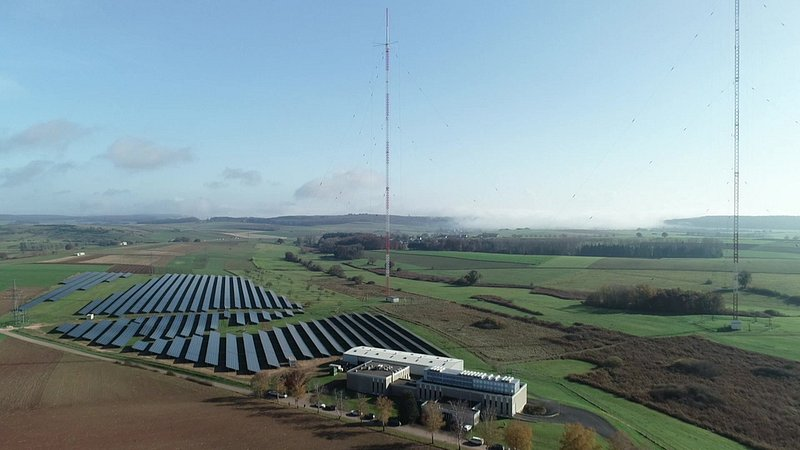 aborgnino's tweet photo. End of longwave RTL Luxembourg 234 kHz on 31 December 2022.
The decision has just been made: Facing the energy crisis, the M6 group, RTL will stop broadcasting LW starting January 1st. A measure that aims to save more than 6,000 Mwh per year.
(Source: fb Radiosdumonde/ https://t.co/gKlxxgAKuX