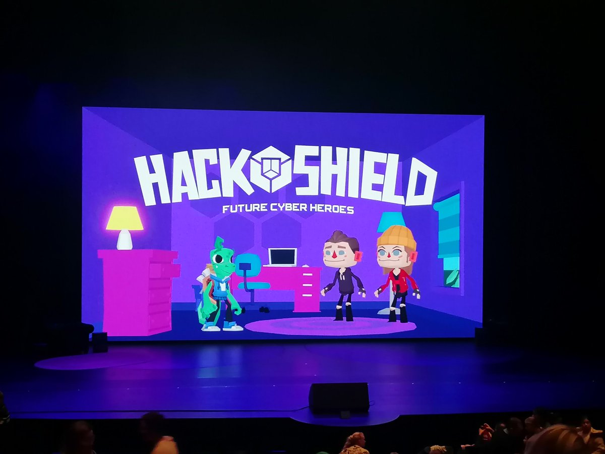 Vandaag samen met <a href="/JoranSybi/">Joran Sybi</a> bij <a href="/joinhackshield/">HackShield - Future Cyber Heroes</a> geweest in het Afas theater. Wat een spektakel.. genoten van het enthousiasme van de junior Cyber Agents.