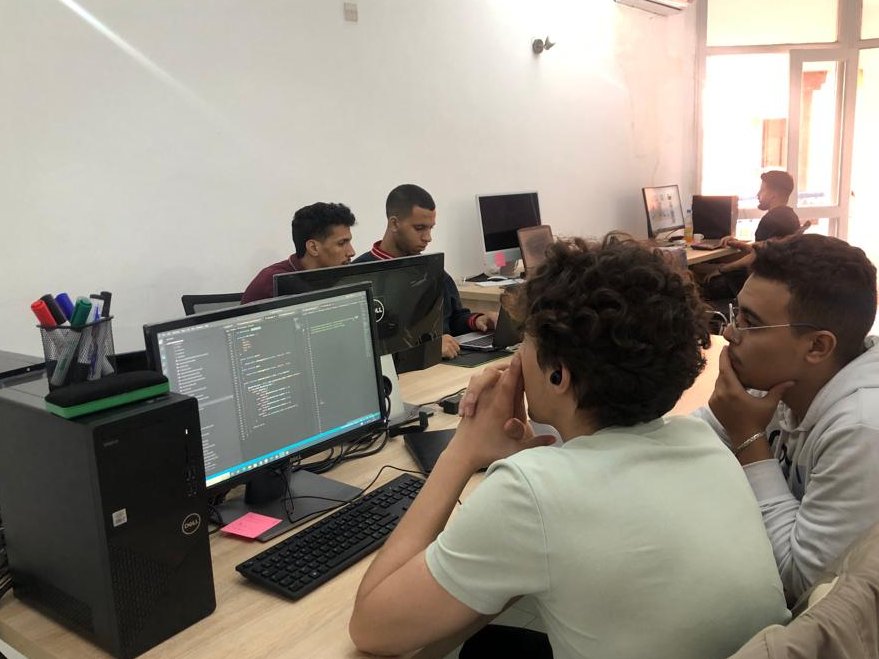 Our team of developers work very hard to deliver the best solutions possible for our clients.We put at their service a team of experts with a vision focused on innovation and performance.
bigwalltechnology.com
#tech #technology #appdevelopment #Developers #Digital #techagency