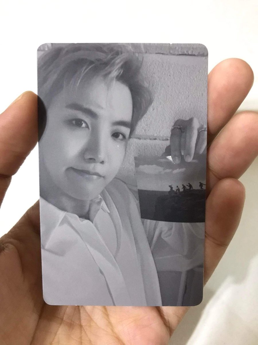 hanYBer605's tweet photo. Wts lfb : Ph 
⠀⠀
Jhope Proof Standard RPC

 ▪️condi: may white small dot sa face
 ▪️mop : gcash

💌dm me if interested :))
                            
 🏷️ wts lfb ph rm jin suga jhope hobi jimin taehyung jungkook bts proof standard rpc https://t.co/GeMyMnN0BO