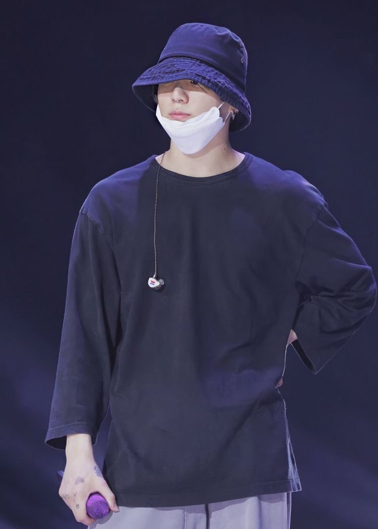 renjanaraja's tweet photo. 📍 𝐓𝐡𝐞 𝐎𝐫𝐛𝐬 𝐆𝐚𝐥𝐥𝐞𝐫𝐲. 

: aaaaand we’re back in here baby! i can’t even tell on how excited i am after seeing all the preparations and rehearsal! hope everything will goes smoothly for everyone participating—and praying that i won’t choke on my own words tomorrow 🙌🏻 https://t.co/OxbEABOLSX