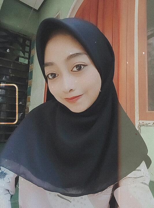 Senyum itu ibadah😊