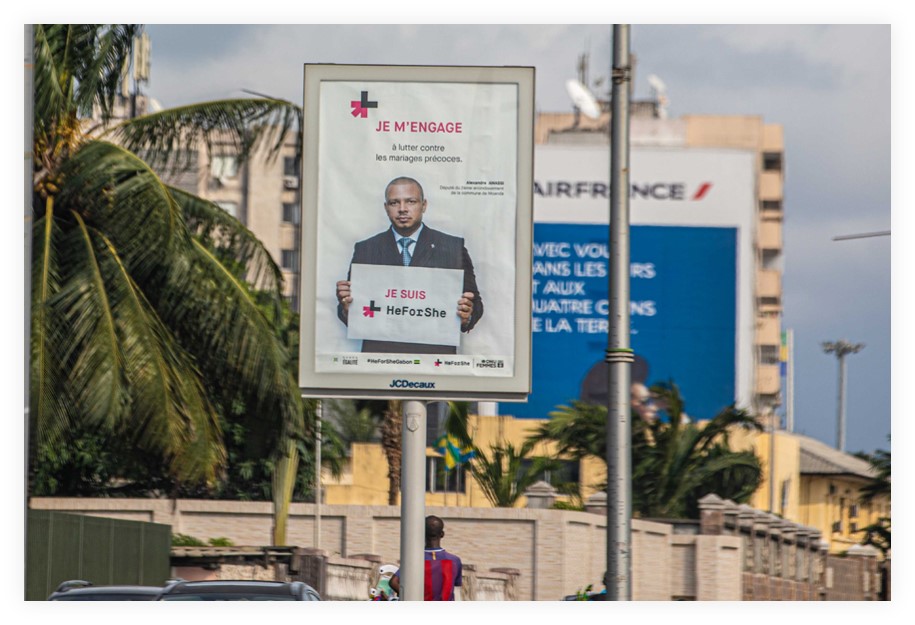 GabonEgalite's tweet photo. principe d'égalité dans notre pays. 
Nous sommes fiers d'avoir reçu le Prix de la meilleure campagne à portée sociale décerné par #JCDecauxGabon.
Merci pour cette reconnaissance.
Merci de nous accompagner depuis plus de 2 ans dans cette noble cause.

#PourElles #Gabon (2) https://t.co/RO9Pvg0qK3