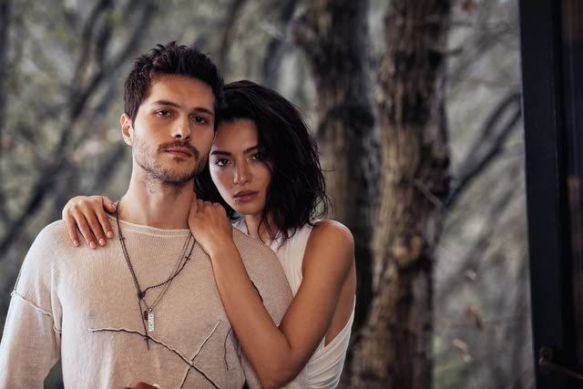 La mejor noticia que me dieron este año es que me los juntaran otra vez.  #ErkeğeGüvenOlmaz #AlperenDuymaz #MelisaAslıPamuk