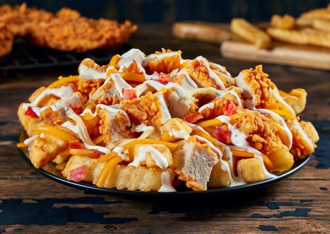 FLMayhem's tweet photo. Starving? Us too. We're getting some Chicken Bacon Ranch Loaded Fries from @Zaxbys before our match. HBU? https://t.co/lM7wnkqiDE
#Matchtimemeal https://t.co/5sMyFEAL6d