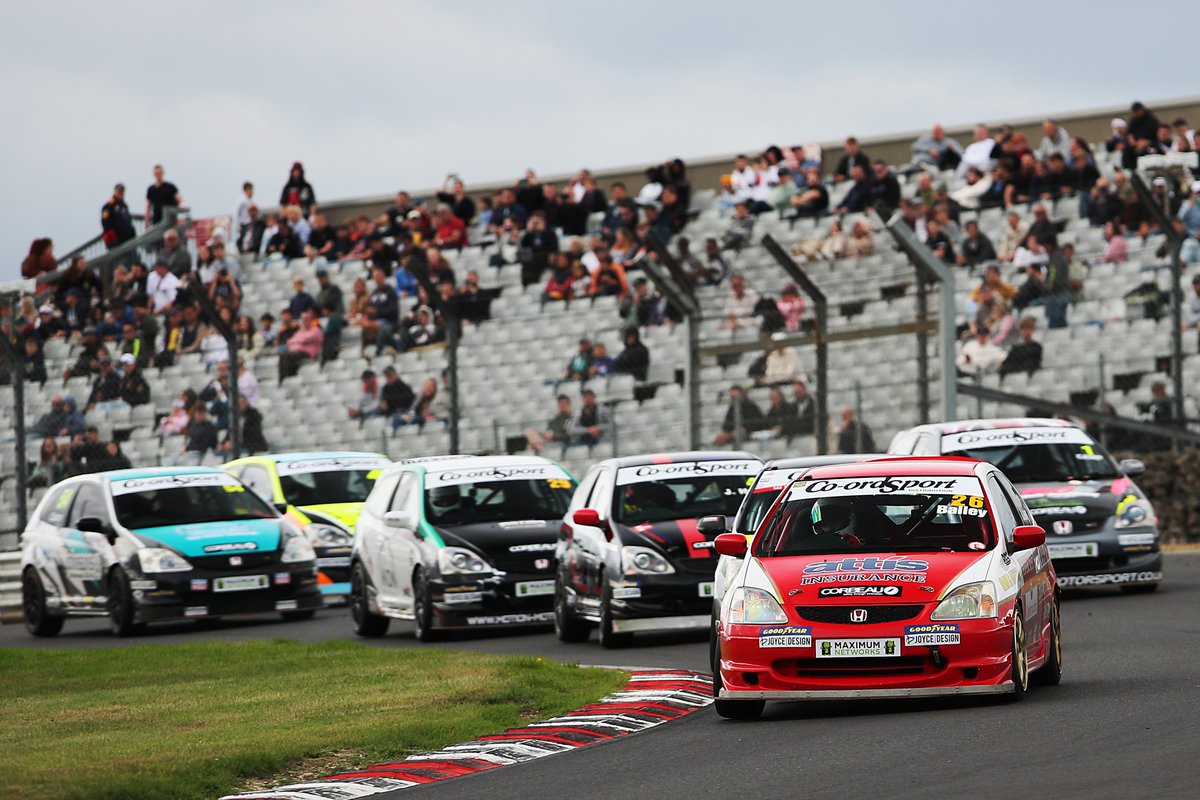 ⏰ SNETTERTON FINALE ⏰

We are into single digits people! 

In 9 days' time, the Cup Class and Productions class champions for the 2022 <a href="/CivicCupUK/">The Civic Cup</a> will be decided at <a href="/SnettertonMSV/">Snetterton Circuit</a>!

📸 <a href="/JakobEbrey/">JEP</a> 
#CivicCup #MilltekSport
