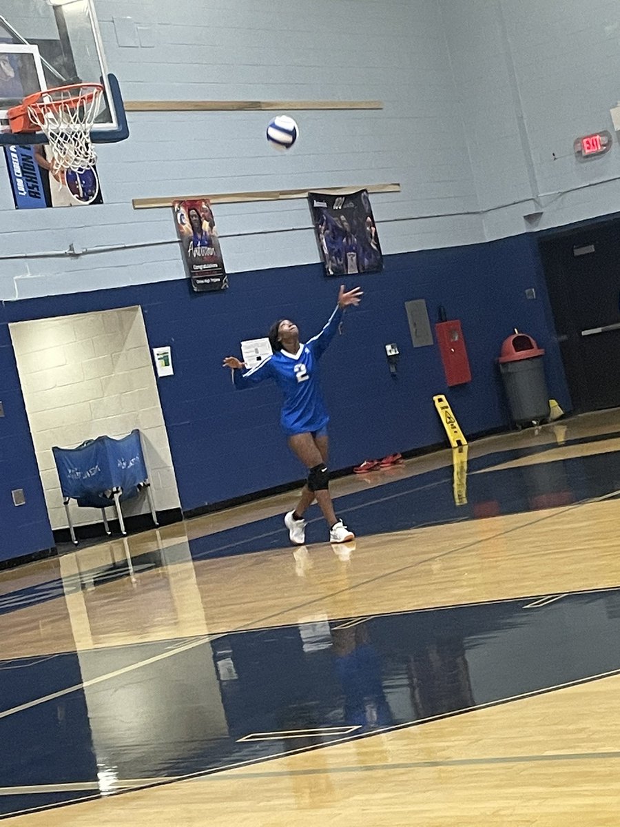 baller2nique's tweet photo. 🏐💕 https://t.co/IXLyVFNa3h