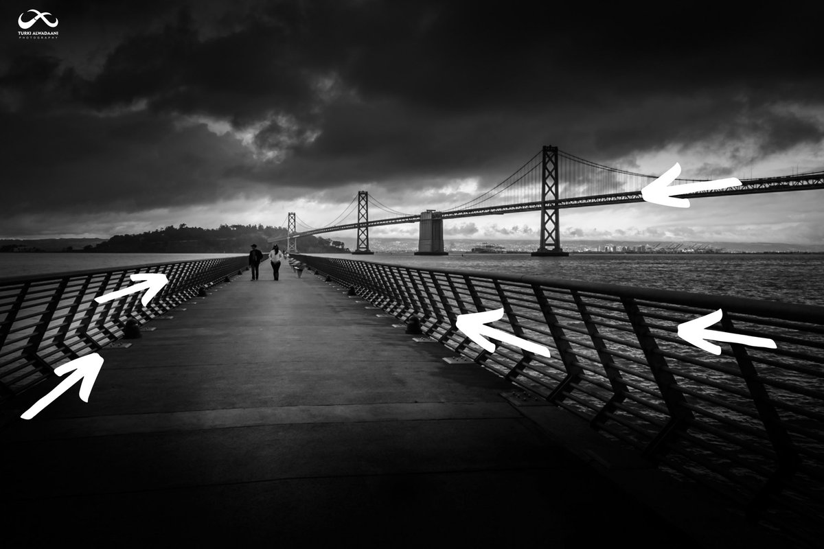 خطوط قيادي من الحواجز الجانبية تؤدي الى عمق الصورة 👇🏼📸 