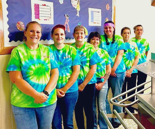 Staff <a href="/WestMcDowell1/">West McDowell</a> are still looking pretty groovy 🕺🏿💃🏿 as #NSLW22 comes to and end. <a href="/McDowell590/">McDowell Co Schools</a> #schoolmealsrock #NationalSchoolLunchWeek