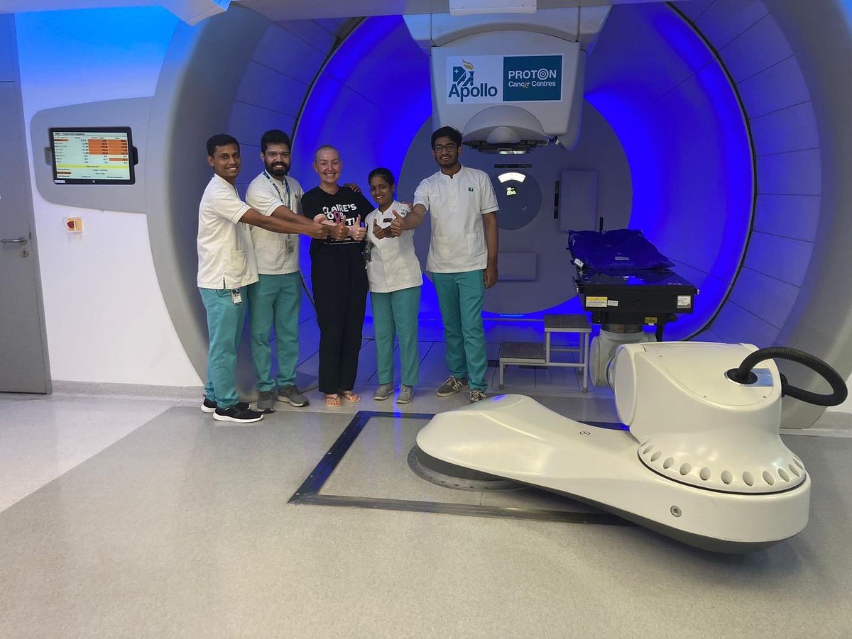 Claire's Boob Battle tweet media