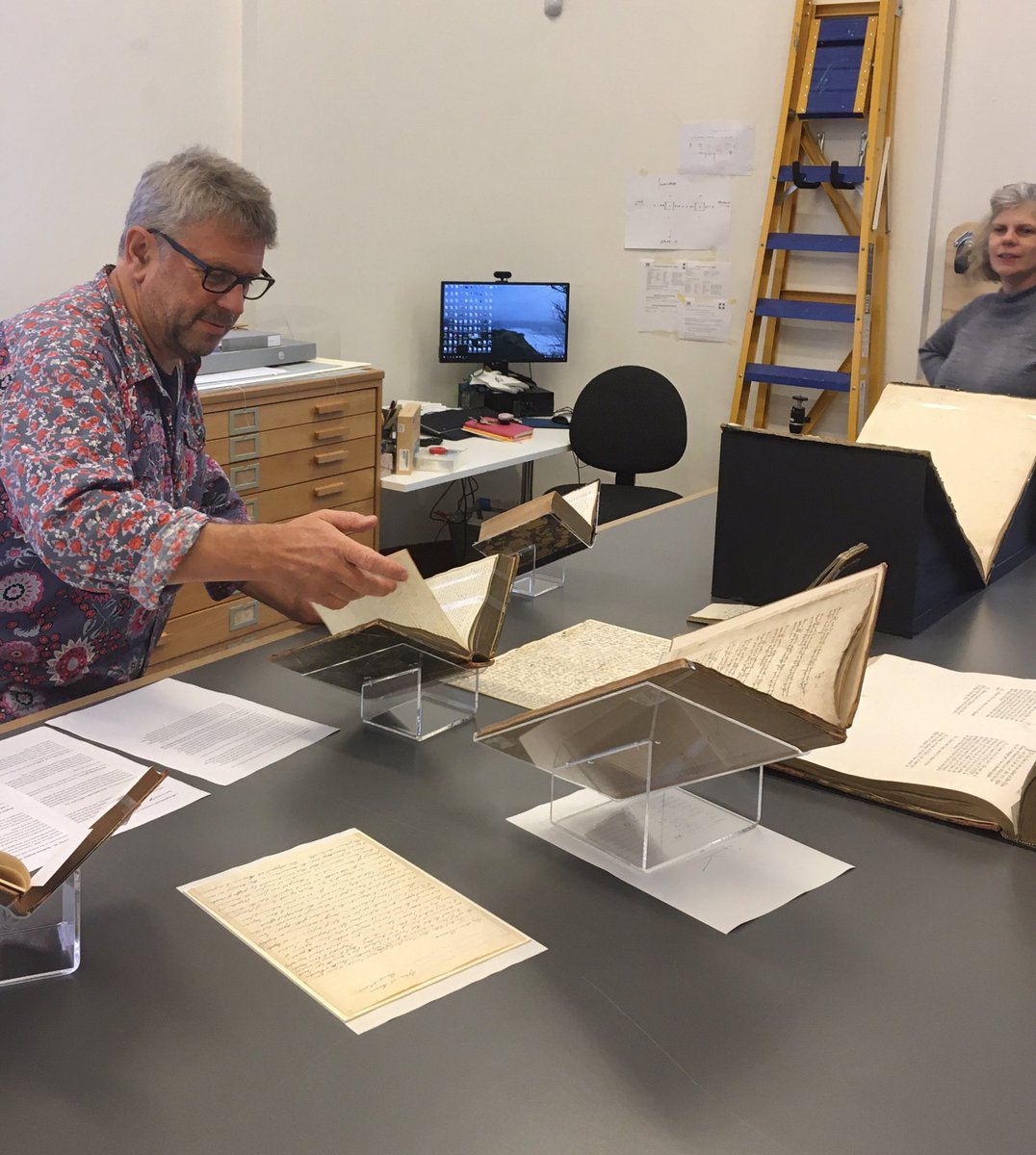 Putting the finishing touches on the #Vesuvius22 exhibition before it opens next week in the Weston Library! Registration is still open for the Vesuvius Conference and Public Lecture: torch.ox.ac.uk/vesuvius-22 @OxVesuvius22 @bodleianlibs @RareBooksOfBod @davidmpyle @TORCHOxford