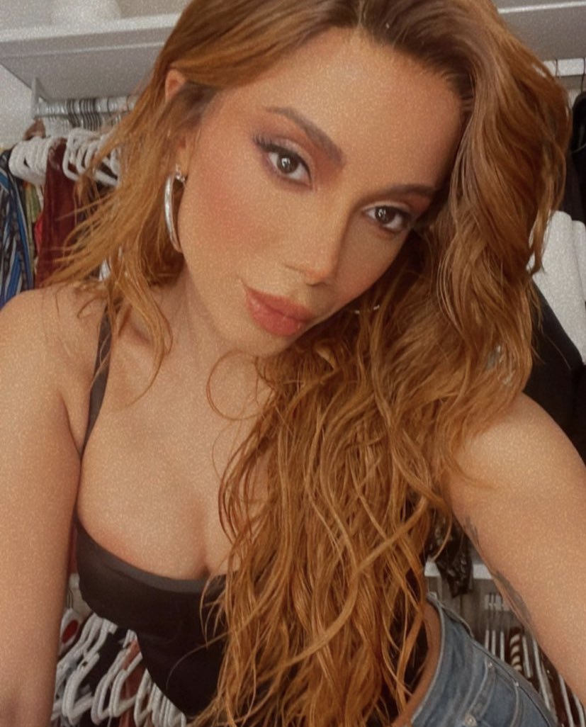 AnittaUpdateR's tweet photo. 🏆 RT = VOTO

I’m voting for Anitta for Favorite Female Latin Artist at the #AMAs https://t.co/M10zw2HZZL