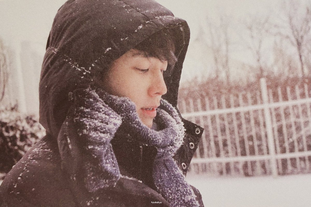 young_1504's tweet photo. 천재 작곡가 얼굴천재 이동해 생일축하해
동해를 만나고 내 사계절은 온통 동해로 가득해 ☆彡
 #엘프의바다_동해야_생일축하해 https://t.co/ENJjrJDZ3y