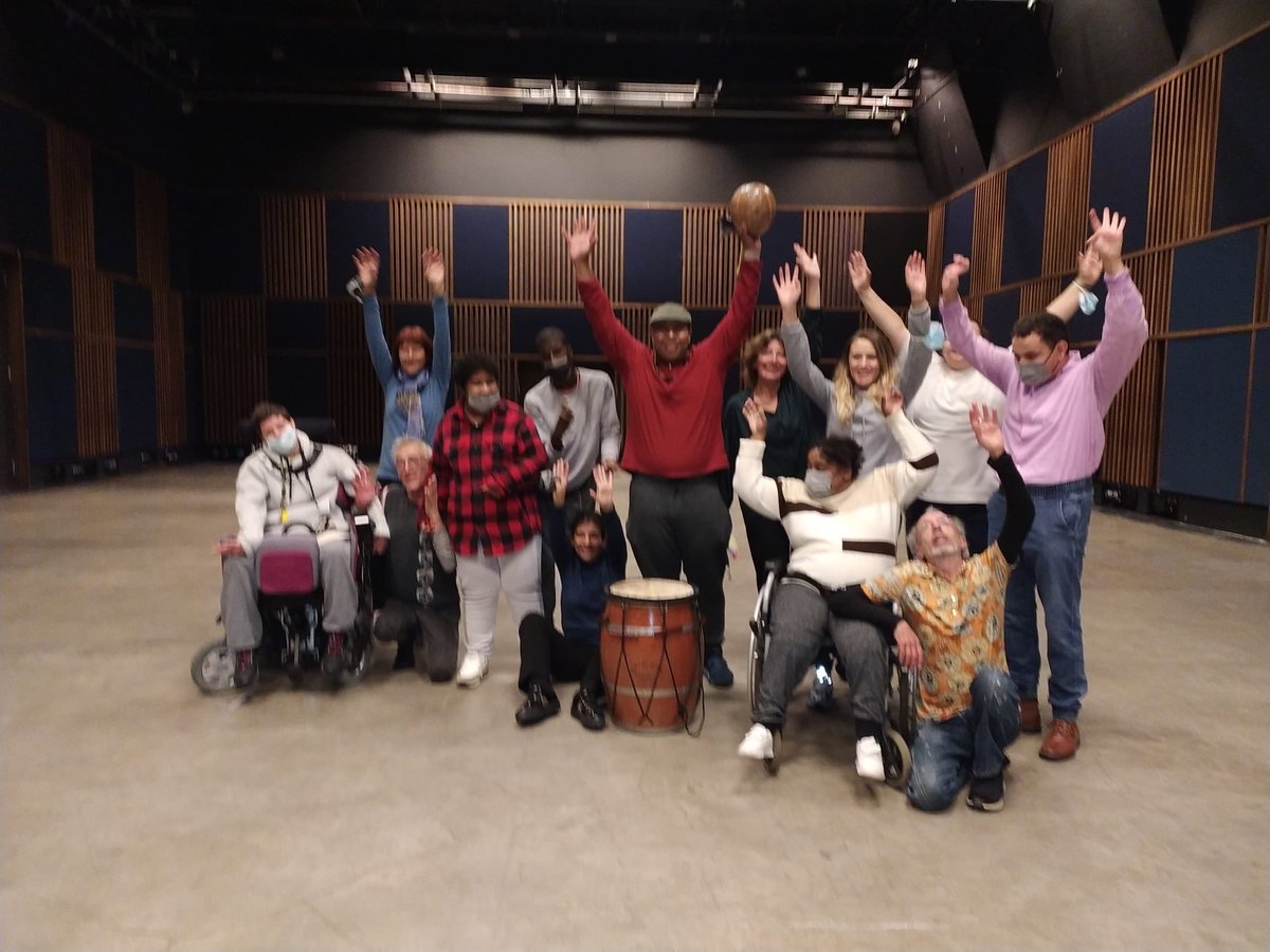 JeanLucRomero's tweet photo. 🫱🏻🫲🏽 Semaine parisienne de lutte contre les discriminations 🫱🏻🫲🏽
Un beau moment de danse au @104paris avec la compagnie #Anqa et Cap’Devant.
Gros travail d’accompagnement à la pratique artistique pour les personnes en situation de handicap. https://t.co/83xqpYR7gx