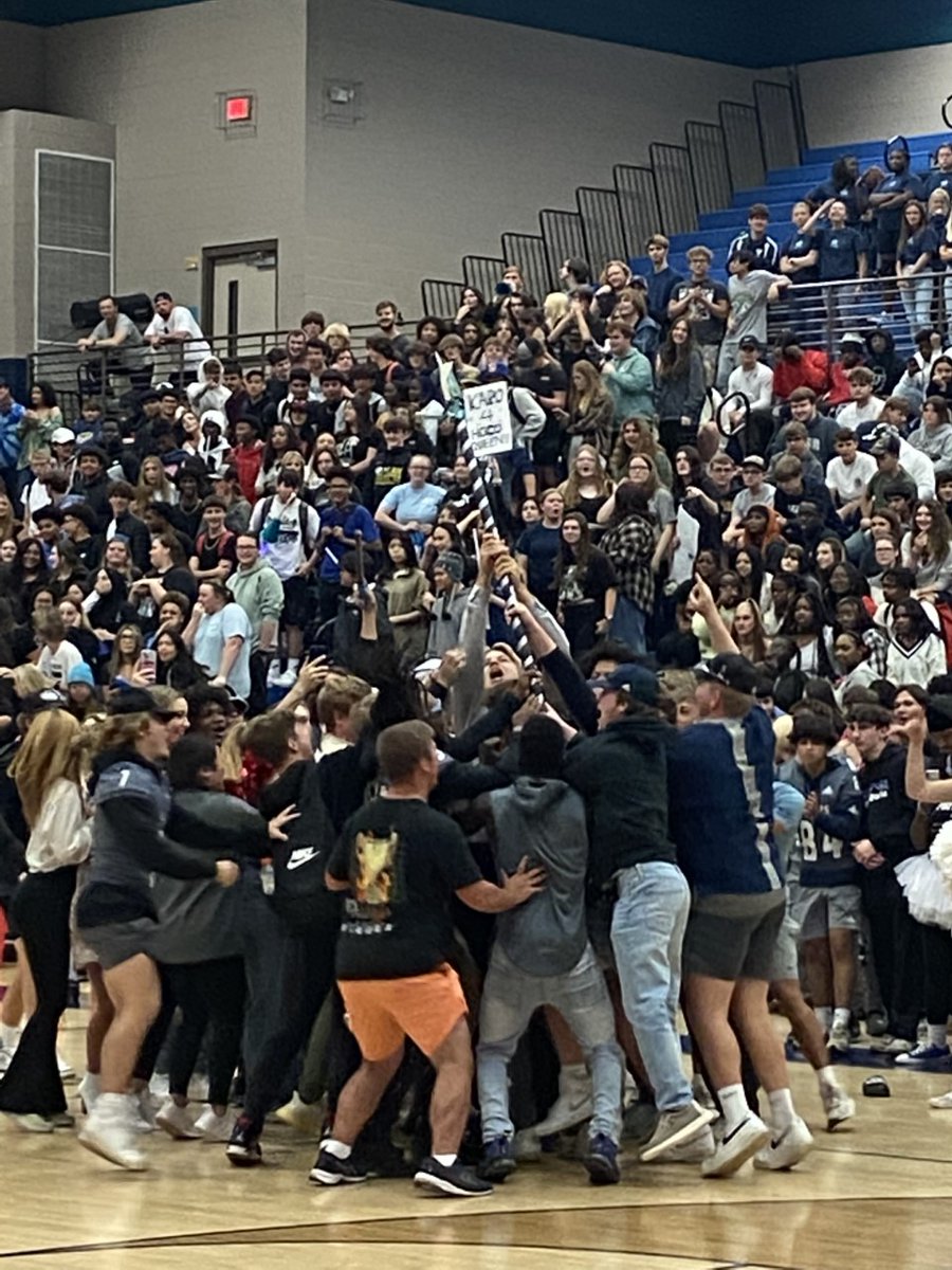 CteSiegel's tweet photo. There's no pep rally like a Siegel High homecoming pep rally!  Can you pick out our CTE students and teachers? https://t.co/pbT0LoBoS5