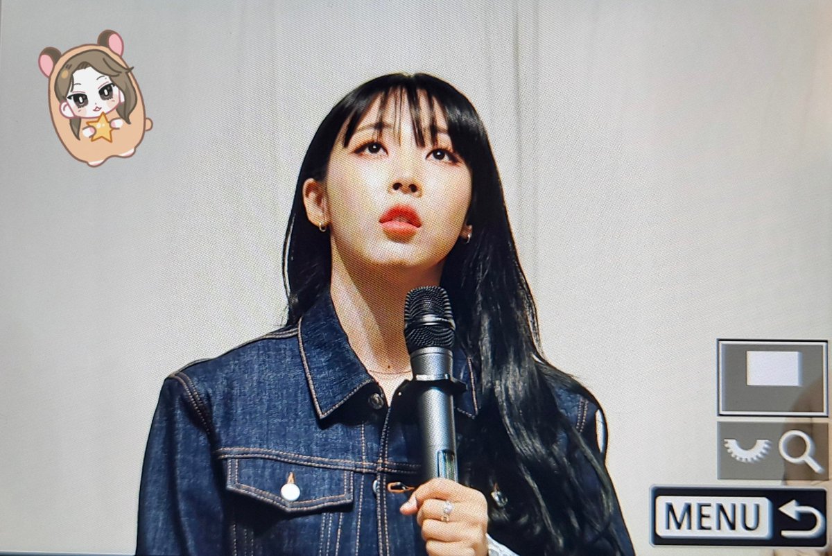 221014 방송회관 팬사인회 프리뷰 3

#마마무 #문별 #MAMAMOO #MOONBYUL