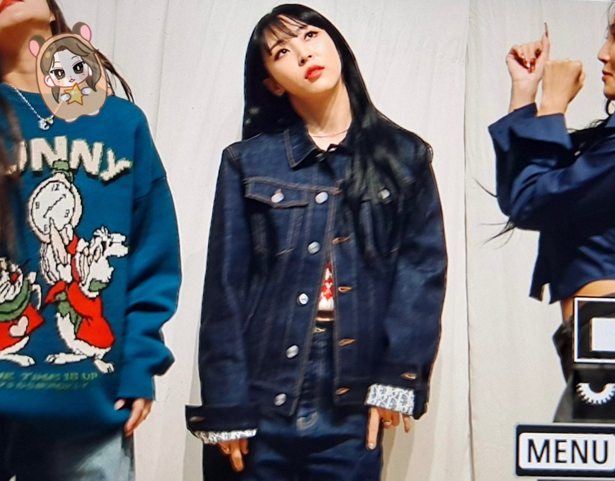 HAMSTAR_1222's tweet photo. 221014 방송회관 팬사인회 프리뷰 3

#마마무 #문별 #MAMAMOO #MOONBYUL https://t.co/MrlnNBNMJe