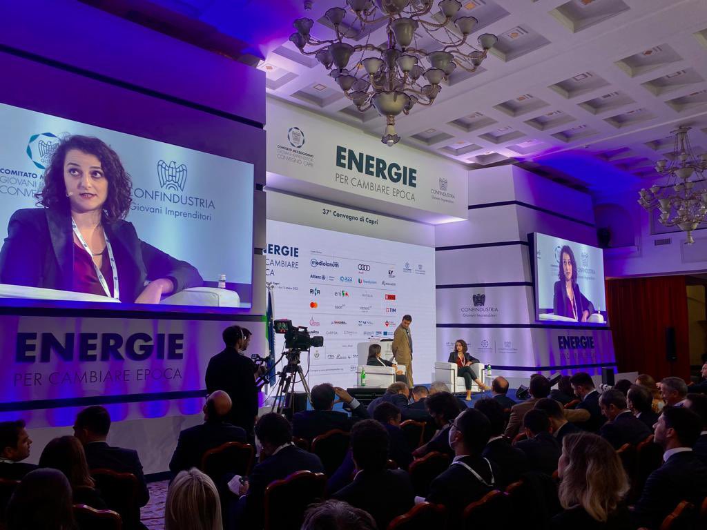 “Per diventare imprenditore devi avere qualcosa che ti spinge da dentro”
Danila De Stefano Ceo e Founder UnoBravo a #Capri2022 #14ottobre