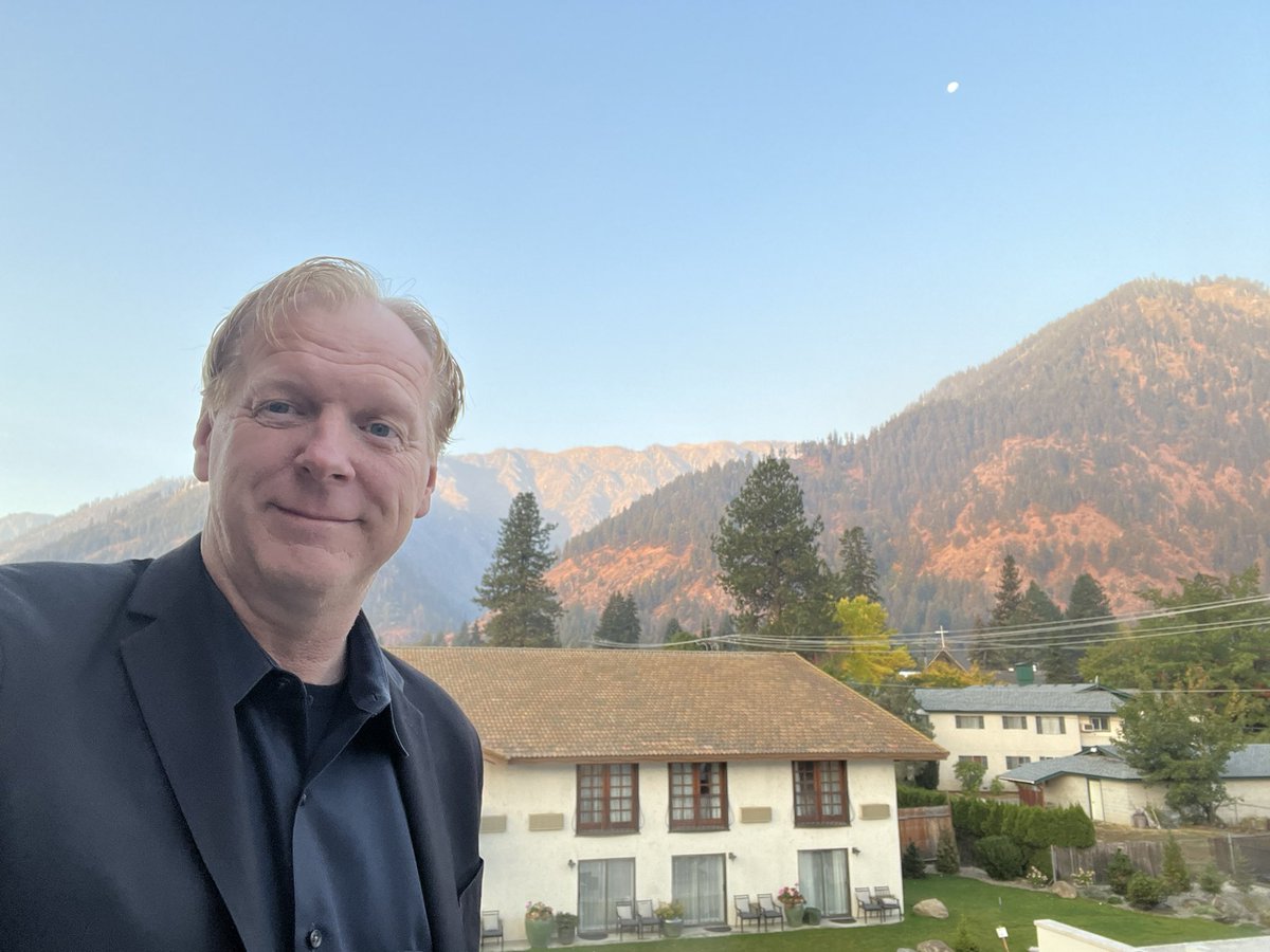 andy_masters's tweet image. An AMAZING trip to present 2 separate programs this week for Financial &amp;amp; Government leaders in beautiful Washington and Oregon. Such beautiful country!!   

#SGMP #FICP #CGMP #GFOA #OGFOA #visionfest22 #leadershipdevelopment  #culture #keynote #IIMC #workculture