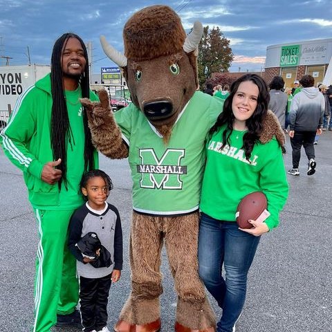 Our Gameday Letter Patch sweatshirts are the best way to show your spirit! Thanks to @landaueugenejr and family to sharing this pic! 💚💚💚