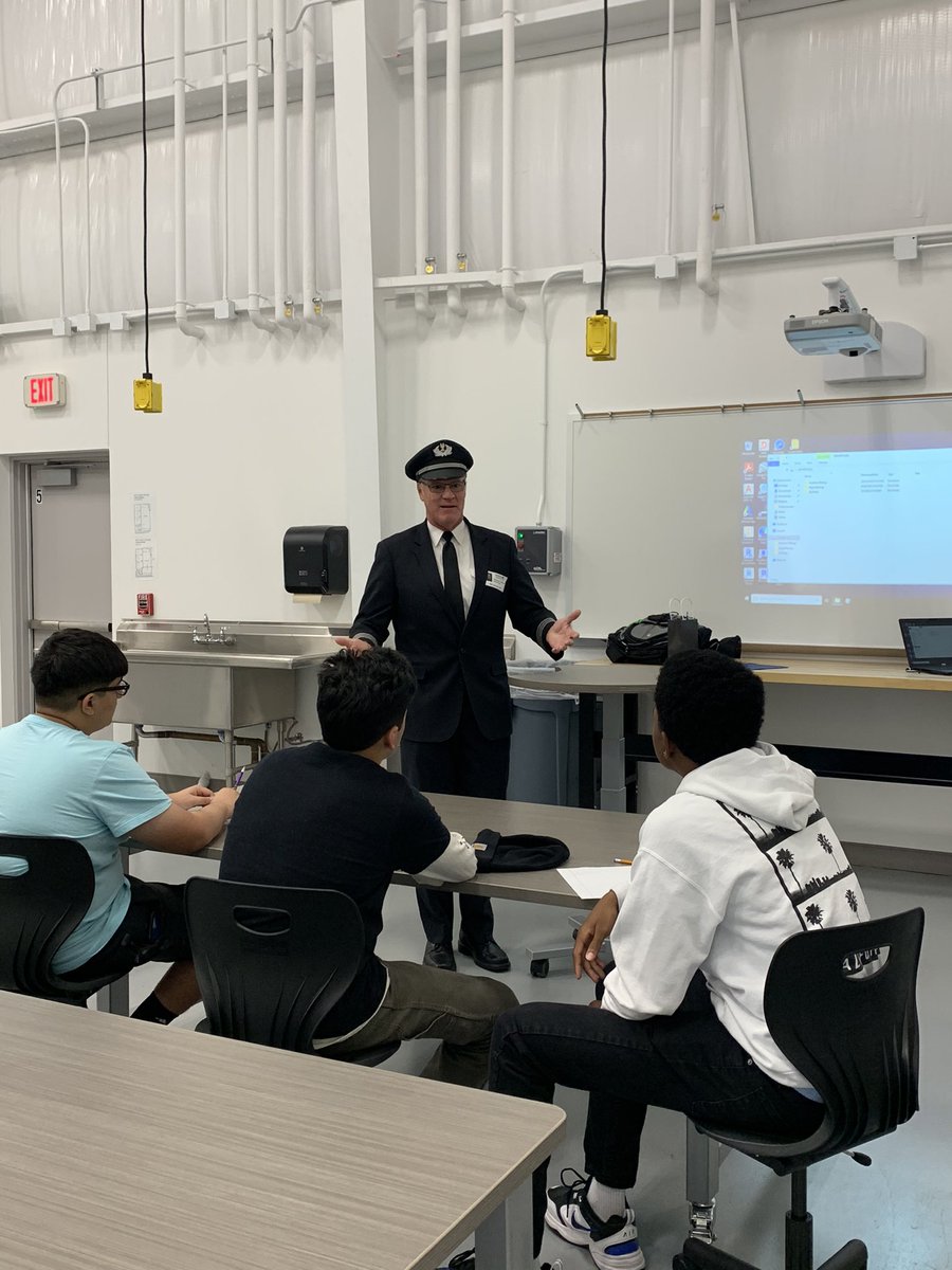 CATLCrowleyISD's tweet photo. Aviation Maintenance &amp; Flights programs receive career info from American Airlines pilot, Mr Henney!! #CrowleyPrideUnified
 
@CrowleyISD @BRJCTE https://t.co/GfZ0eBKDJa