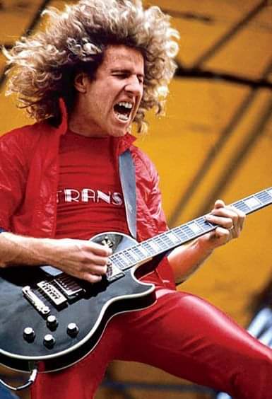 Happy birthday SAMMY HAGAR (75)!

What\s your favorite album? 