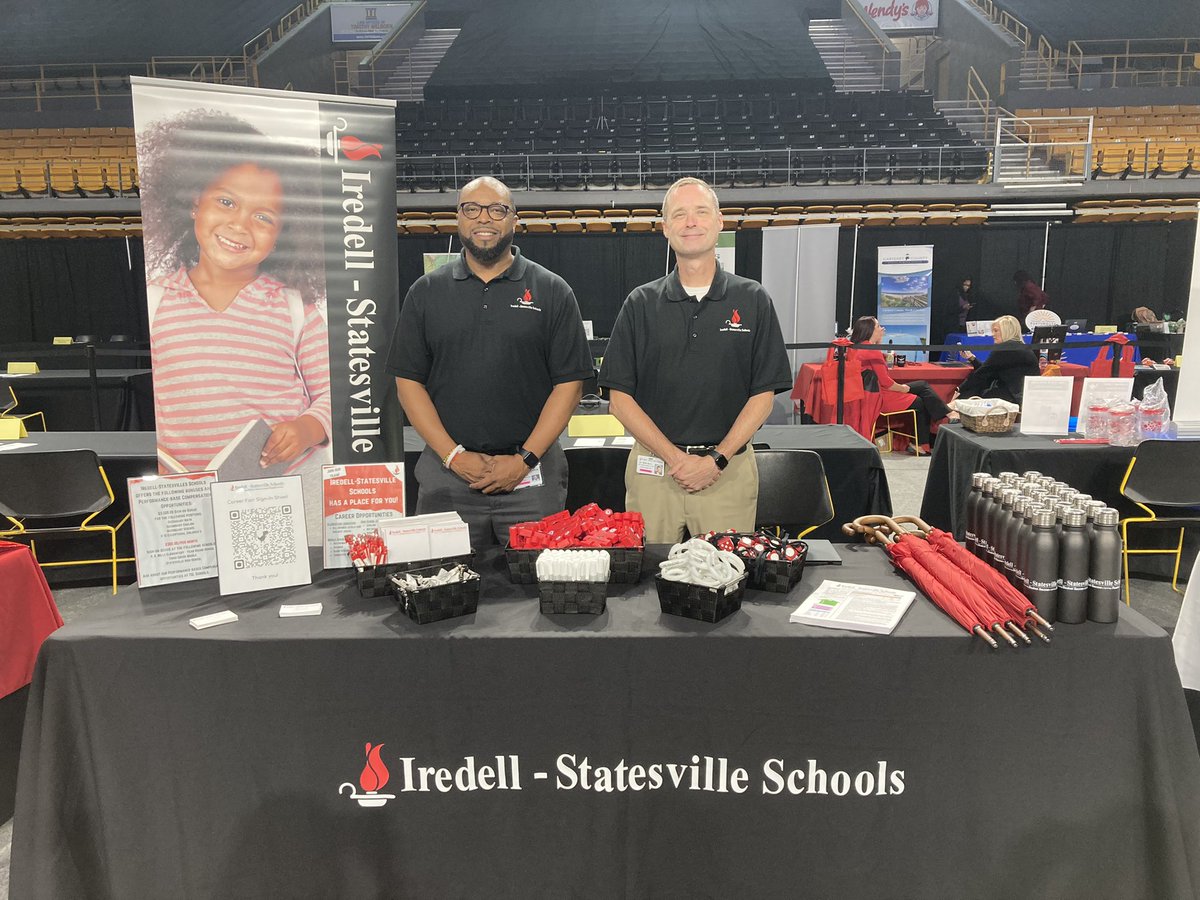 BillieWBerry's tweet photo. Recruiting today at @appstate! Come join the I-SS team!  @isschools  @mistaldmz @jadajonas https://t.co/V6HOlbPdMf