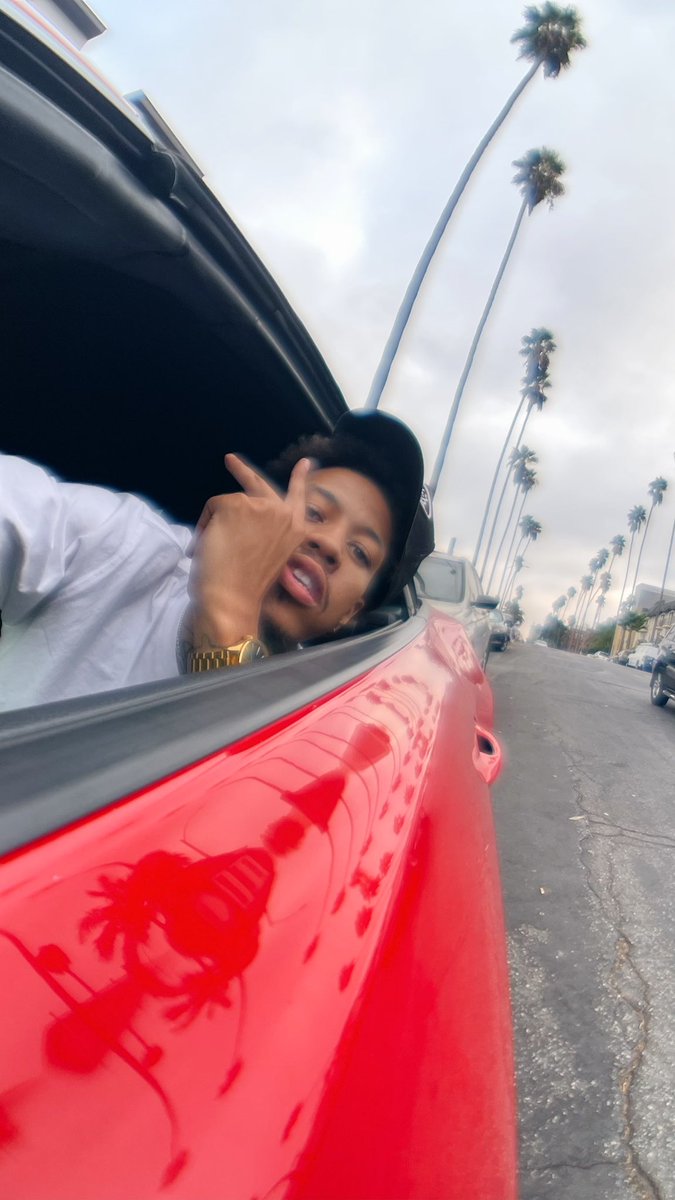 ProjexSantana's tweet photo. Show time tomorrow @8pm 🫶🏽🎤 https://t.co/jsULruGjqh
