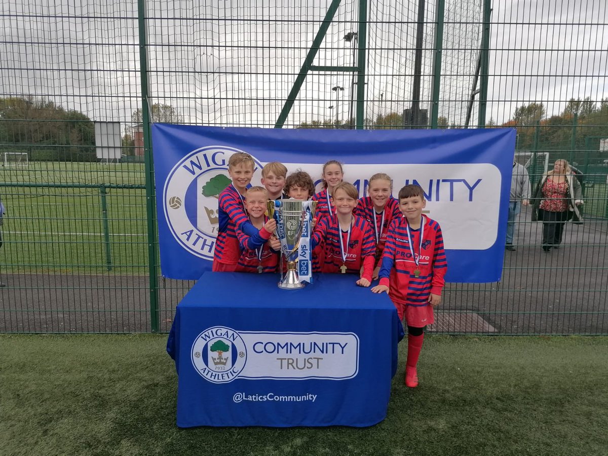 Well done to our super team on their win today! Great team, great teamwork! #kidscup @UtilitaFootball