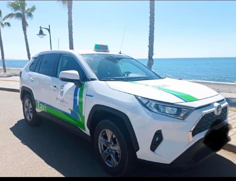 Vive Málaga en #Taxi tweet media