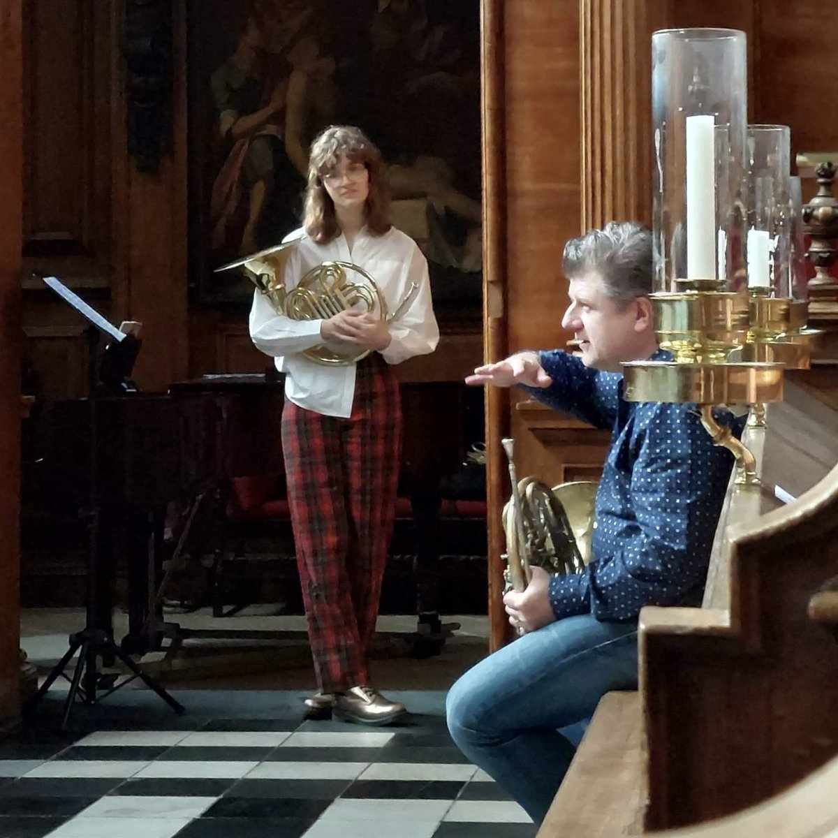 We had a fantastic horn masterclass led by Radek Baborák yesterday 📯 Pictured here with University of Oxford students Tommaso Rusconi (Jesus College) and Alice Knight (St Anne’s College). This was our first masterclass of the season! Thank you to all who joined us 🎶