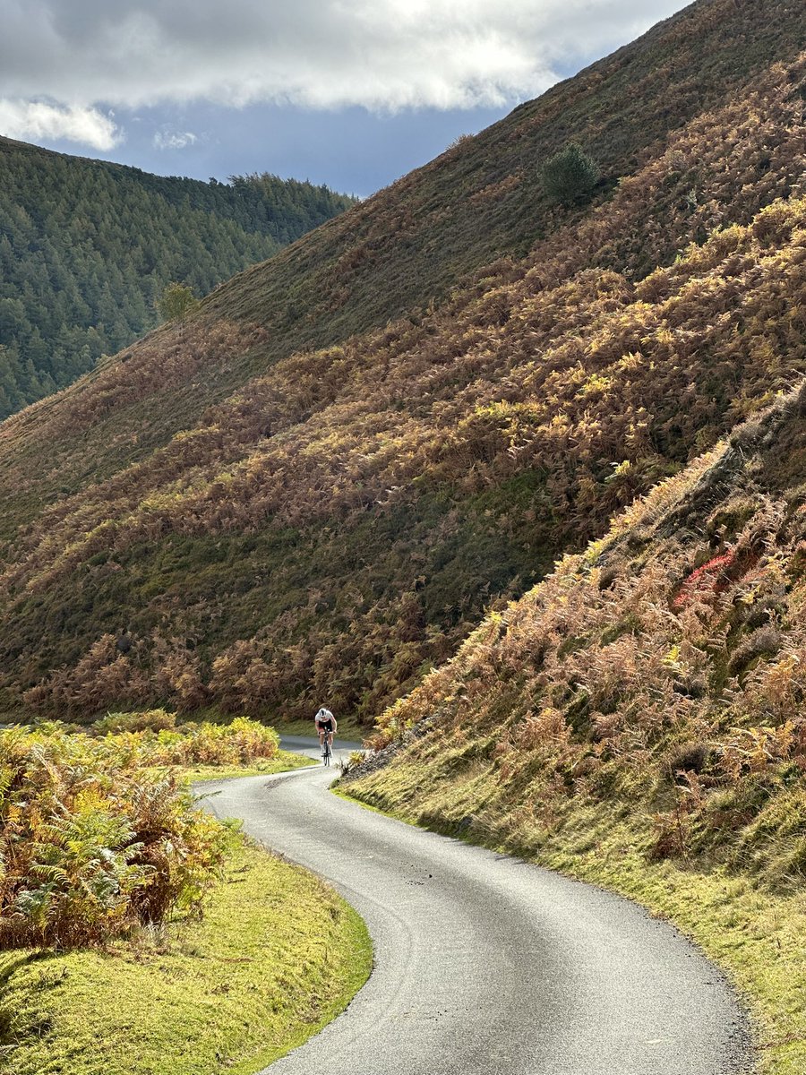 Good day filming with <a href="/100Climbs/">Simon Warren</a> on the Old Shoe climb in north wales. Glad I’m not racing it later this month is all I can say