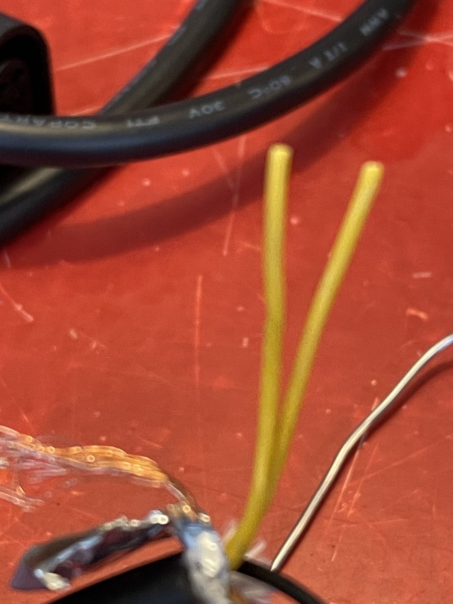 akciddento's tweet photo. Splicing cables together for @innovatemotors mtx wideband O2 sensor &amp; gauge- but there are identical colour signal wires and can’t find multimeter to check - make diy continuity meter with battery &amp; tiny motor :)wires are common - all fixed and sealed - next install in #vwt3 doka https://t.co/MgueLzltNu