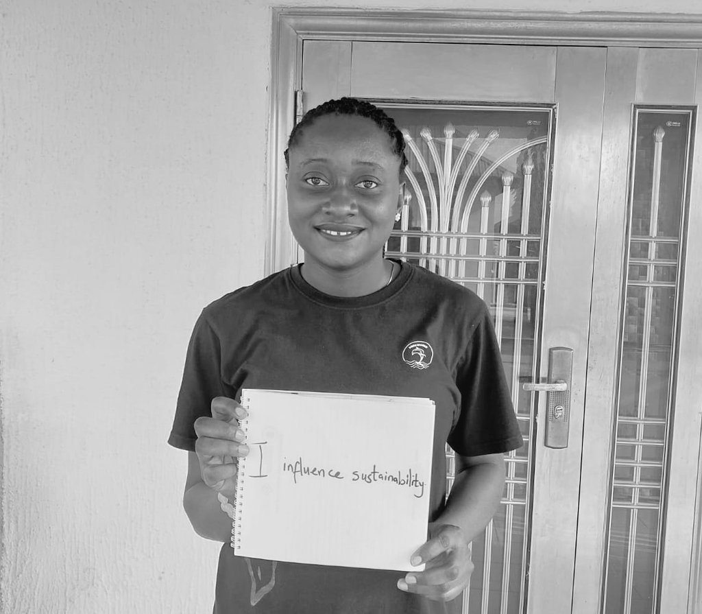ruthmacaulayo's tweet photo. A safer environment begins with you and I. A more sustainable environment benefits every human. I introduce others to join the train to have more persons involved and get them sensitized. 

#RM 
#TheALILF2022
#BlackGirlYourDreamsAreValid
#BlackChildYourDreamsAreValid https://t.co/EILX2wORfg